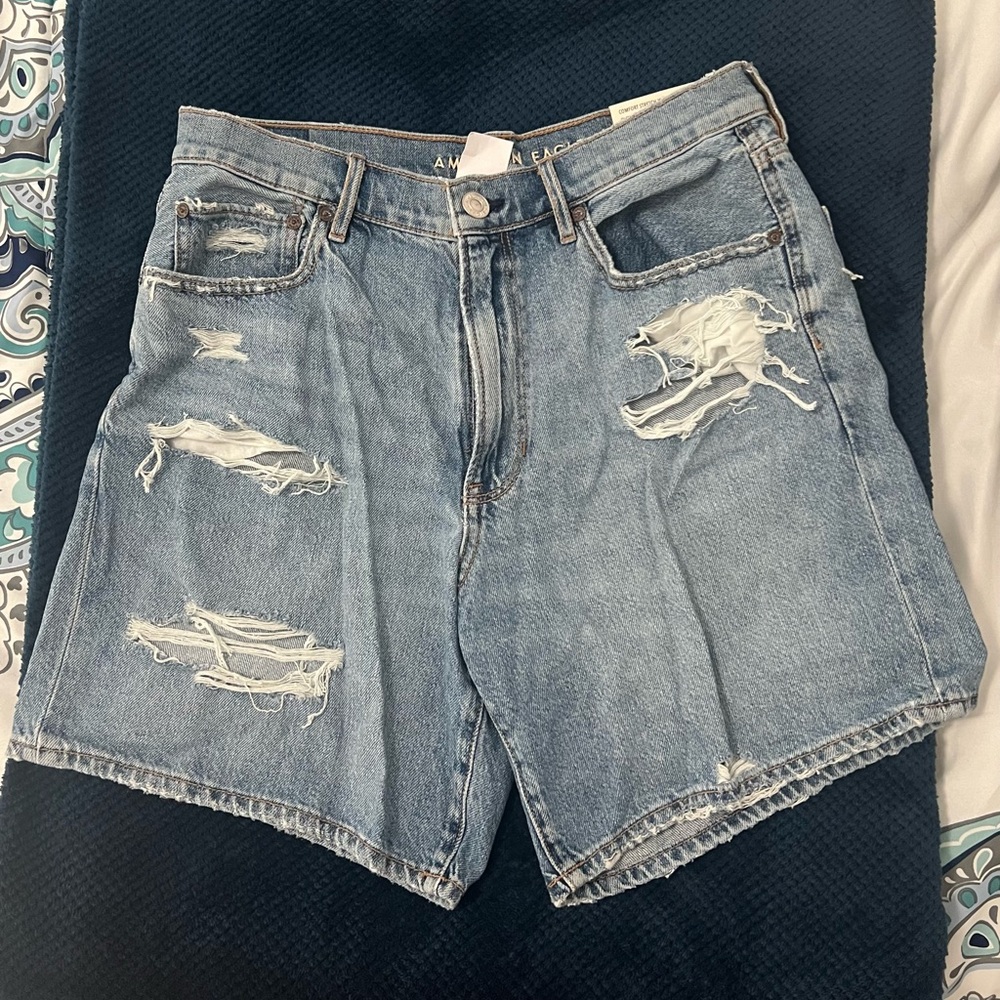 American Eagle Boyfriend Short